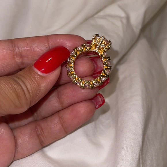 Ring - Picture 5 of 5